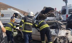 Freni arızalanan kamyon, kırmızı ışıkta bekleyen 6 araca çarptı: 4 yaralı