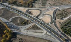 Sabancı-Ankara Bulvarı kavşağı yeniden hizmete açıldı