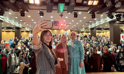 Sincan’da ‘Kadın Kadına Aile Sohbetleri’ Sevinç Bakırcı’yı ağırladı