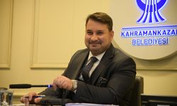 Kahramankazan Belediyesi Kasım Ayı Meclis Toplantısı Başkan Selim Çırpanoğlu’nun başkanlığında gerçekleşti