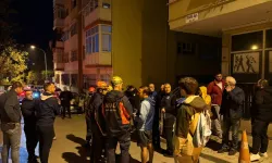 İstanbul Kartal'da kolonlarında çatlak tespit edilen 4 katlı bina tahliye edildi