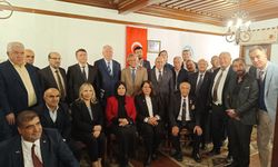 Rektör Prof. Dr. Kadirhan Sunguroğlu ‘Enine Boyuna Sağlıklı Yaşam’ı anlattı