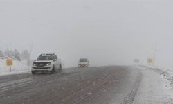 Malatya-Sivas kara yolu kar nedeniyle ulaşıma kapatıldı