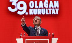 CHP’de kritik gün: Özgür Özel yeniden genel başkanlığa seçiliyor