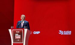 CHP kurultayı: Özgür Özel önemli açıklamalarda bulunuyor