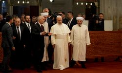 Papa 14. Leo, Sultanahmet Camisi’ni ziyaret etti