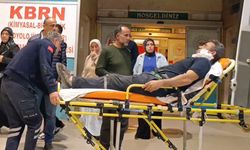 Römork halatı koptu, demir parçası yüzüne saplandı