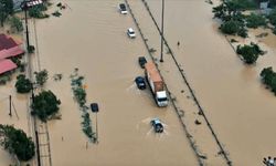 Tayland'ın güneyini vuran sel felaketinde can kaybı 162'ye yükseldi