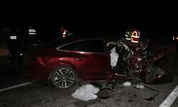 Çanakkale'de iki otomobil çarpıştı: 5 kişi öldü, 1 kişi yaralandı