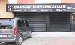 Bir kuyumcu piyasadan topladığı altın ve paralarla ortadan kayboldu