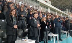 Amedspor, Leyla Zana’yı galibiyet ve liderlikle onurlandırdı