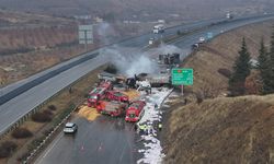 Gaziantep'te 3 tır çarpıştı: Çıkan yangına müdahale ediliyor