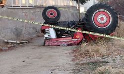 İlaç yazdırdığı hastanenin otoparkında traktör kazasında öldü