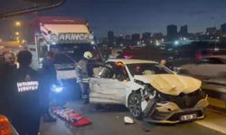 Bağcılar TEM Otoyolu'nda zincirleme kaza; trafik yoğunluğu oluştu