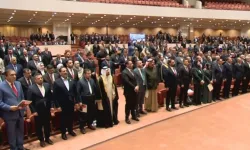 Irak’ta 6. yasama dönemi: Parlamento Başkanı seçildi, Kürt vekiller Kürtçe yemin etti