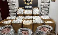 İzmir'de 2 milyon 309 bin 774 uyuşturucu hap ele geçirildi