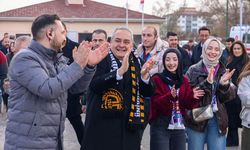 Keçiören’de horon coşkusu: Gençler Karadeniz ezgileriyle buluştu