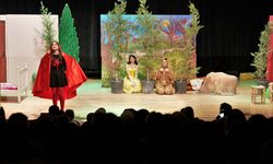 Keçiören’de ‘Kırmızı Başlıklı Kız’ müzikali minik izleyicilerle buluştu