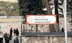 Lisede 3’üncü kattan düşen Deniz, ağır yaralandı