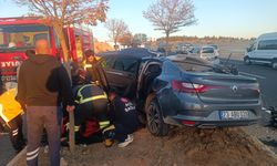 Mardin'de otomobil, TIR'a arkadan çarptı: 1 ölü, 2 yaralı