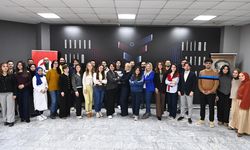 Mamak’ta gençlere yönelik Yapay Zekâ Eğitim Programı tamamlandı