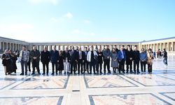 Mamak Çorumlular Federasyonu’ndan kuruluş yıldönümünde Anıtkabir ziyareti