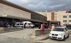 Ortaokul öğrencisi, okul müdürünü tüfekle vurdu