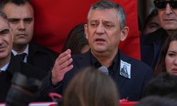 Gülşah Durbay son yolculuğuna uğurlandı; Özgür Özel gözyaşlarına hakim olamadı