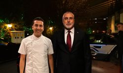 Çalışma Bakanı'ndan 12 kişilik heyete, 4 asgari ücrete denk gelen yemek!