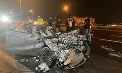 Ankara'da tıra çarpan otomobildeki 2 kişi öldü, 1 kişi ağır yaralandı