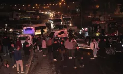 Freni patlayan vinç 6 aracı biçti