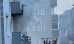 4 katlı binada çıkan yangında yatalak hasta ile kedisi öldü