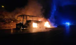 Adana Pozantı'da yolcu otobüsü alev alev yandı