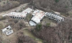 78 kişinin öldüğü otelin sahibinin, yangın öncesi inşasına başladığı otelde ruhsata aykırı yapı