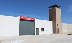 2 kız kardeşin cinayet şüphelisi cezaevinde intihar etti