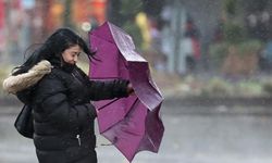 Ankara Valiliği'nden kuvvetli rüzgar ve fırtına uyarısı