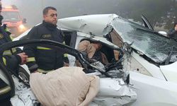 Burdur'da siste zincirleme kaza: 1'i ağır, 2 yaralı