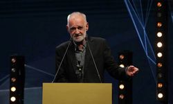 Ünlü yönetmen hayatını kaybetti