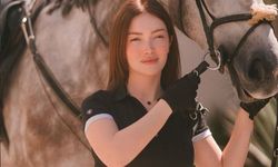 31 yaşındaki Danla Bilic genç futbolcu ile yeniden bir arada! Fotoğraftaki detay ele verdi