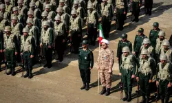 AB, İran Devrim Muhafızları Ordusu'nu terör örgütü listesine aldı