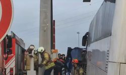 Silivri Kuzey Marmara Otoyolu'nda otomobil ve otobüs çarpıştı: 2 ölü 1 yaralı
