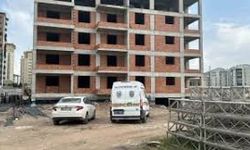 6’ncı kattan düşen inşaat işçisi öldü