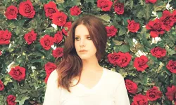 Lana Del Rey beklenen yeni albümü için tarih verdi
