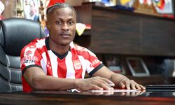 Sivasspor, Jonathan Okoronkwo'yu renklerine bağladı