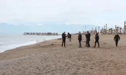İzmir’de sahile vurmuş erkek çocuk cesedi bulundu!