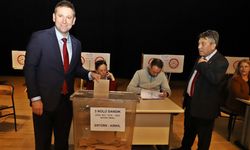 Ankara Berberler Odası’nda Sezayi Kara güven tazeledi