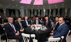 Yenimahalle Belediye Başkanı Fethi Yaşar taksici esnafını dinledi