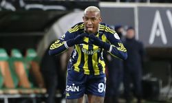 Fenerbahçe, lider Galatasaray ile puan farkını 1'e indirdi