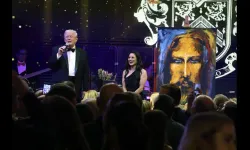 Trump’tan yılbaşı partisi: 10 dakikada çizilen İsa portresi 2,75 milyon dolara satıldı!