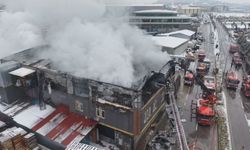 Tuzla'da çakmak üretim atölyesinde çıkan yangın söndürüldü